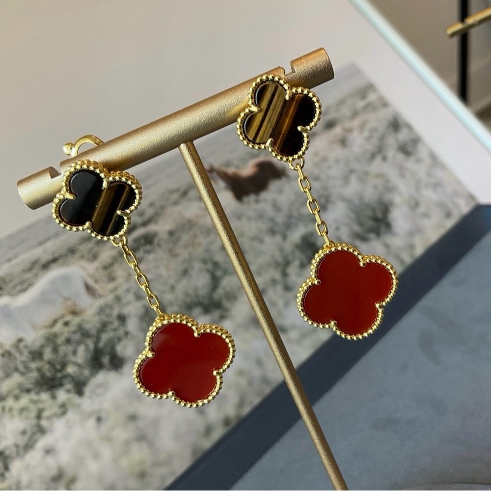 Elegant Gold and Red cateye Clover Earrings